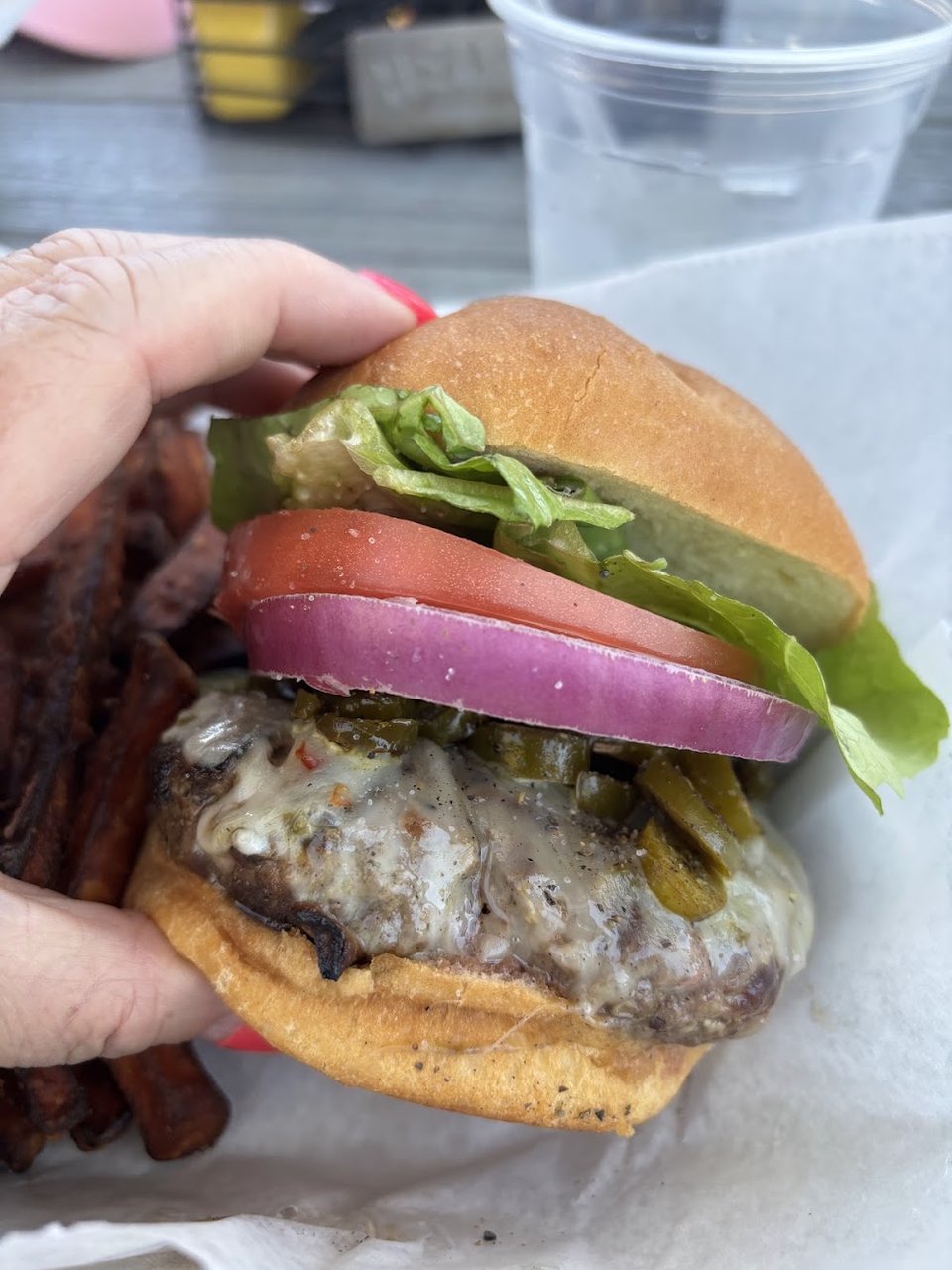 Grilled Cheeseburger with Fresh Toppings